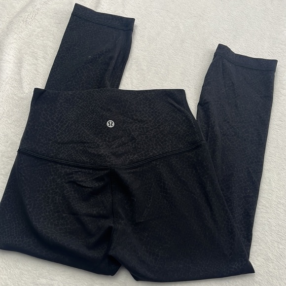 lululemon athletica Pants - Lululemon Leopard Black High Rise 20" Inseam 4 Leggings